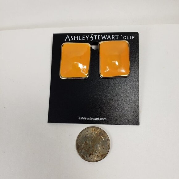 Fashionable Women's ASHLEY STEWARD Polished Gold-Tone Orange Clip-On Earrings - Picture 5 of 6